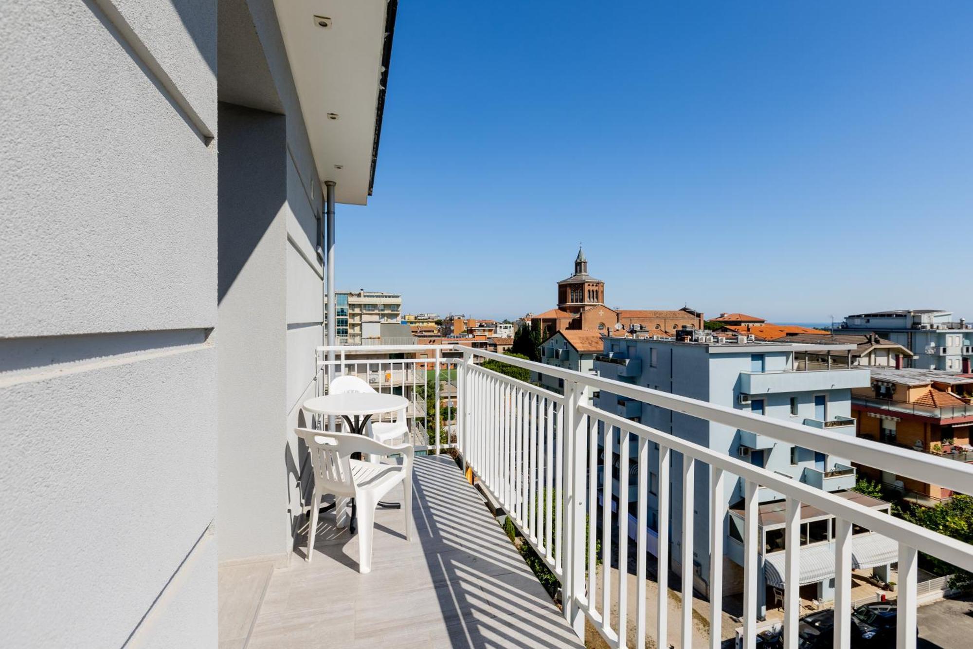 Hotel Kim Rimini Esterno foto
