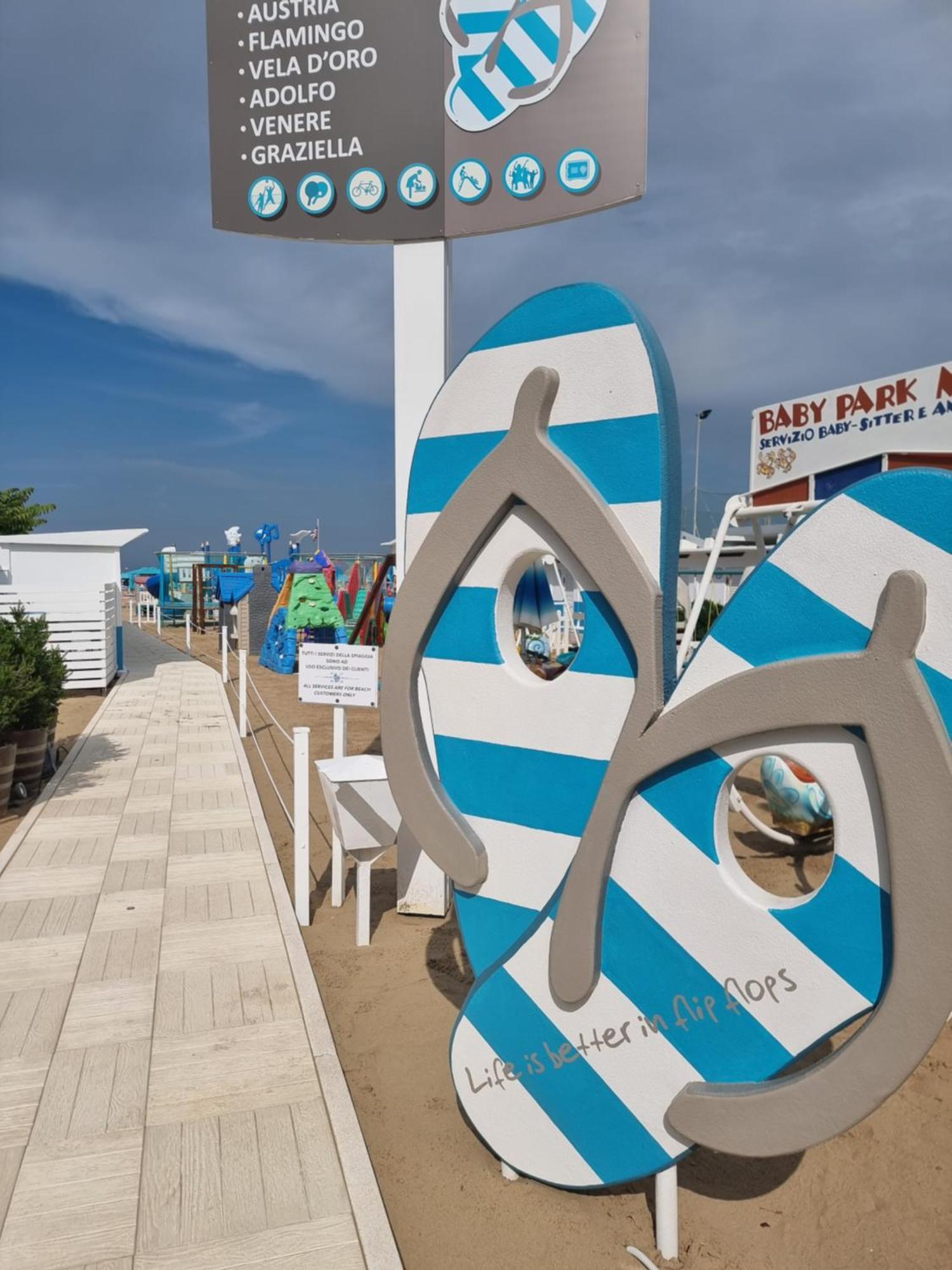 Hotel Kim Rimini Esterno foto
